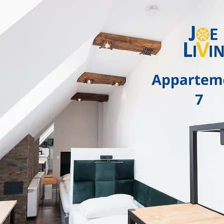 Apartment Living Instein *